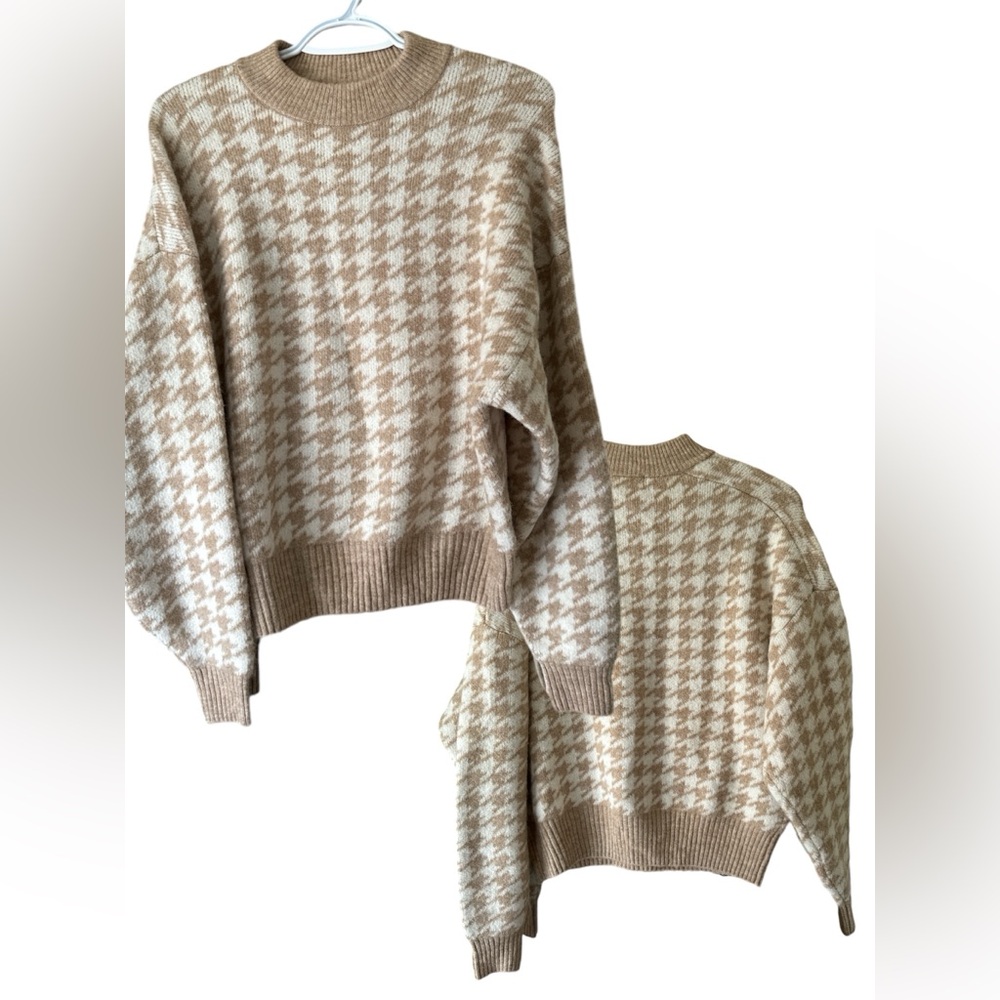H&M houndstooth sweatshirt